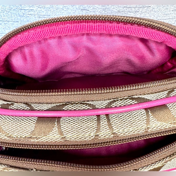 Coach Vintage Y2K Pink Suede, Signature Jacquard & Brown Leather Crossbody 7”x5” - Picture 10 of 17